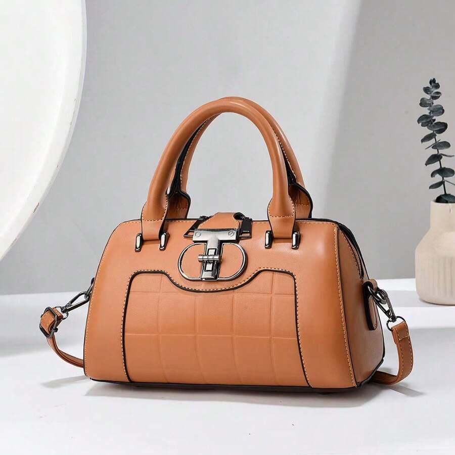 Women Shoulder Bags - 黑色 - 查看 1