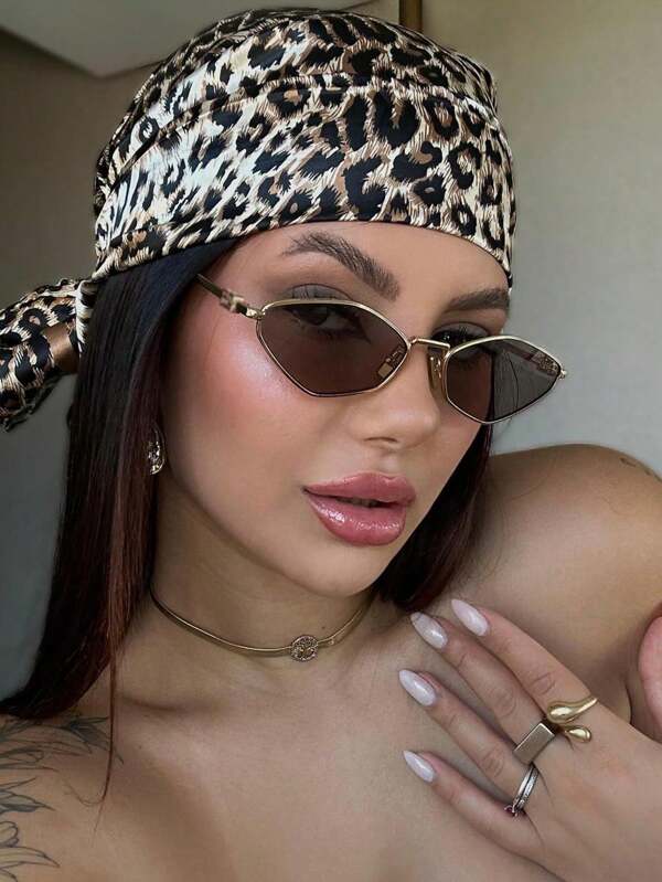 1 pieza Gafas de moda con forma de diamante de metal, estilo retro Y2K, personalizadas y versátiles para mujer, adecuadas para uso diario, vacaciones y viajes, con diseño geométrico