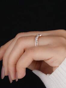 1枚经典奢华V形皇冠戒指，镶嵌钻石，适合作为订婚礼物、节日礼物，S925纯银精致珠宝礼品 - 水滴圓鑽皇冠戒指 - 查看 5