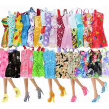 26 件套娃娃衣服和配饰套装 - 适合 11.5 英寸娃娃的时尚服装 | 包含 10 条吊带裙、10 双鞋子、6 条项链 | 女孩娃娃装扮玩具 | 圣诞节、万圣节的理想节日礼物