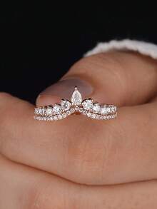 1枚经典奢华V形皇冠戒指，镶嵌钻石，适合作为订婚礼物、节日礼物，S925纯银精致珠宝礼品 - 水滴圓鑽皇冠戒指 - 查看 4