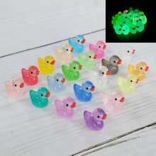 5/10pcs Glow-In-The-Dark Hole Shoes Accessories, Cute Cartoon 3D Duck Detachable Decorative Accessories, Luminous After Absorbing Light, Beach Shoes Fluorescent Decorative Buttons