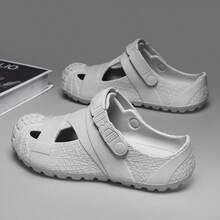 نعال نسائية خفيفة الوزن من مادة EVA قابلة للتنفس ذات لون أحادي، مناسبة للارتداء اليومي والخارجي والشاطئ