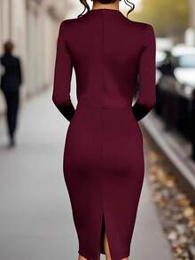 Robe mi-longue élégante pour femmes à manches longues et col rond, en tissu tissé avec un léger stretch, convenant pour le port en soirée - Rouge foncé - Voir 2