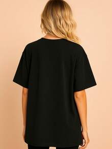 Bilhan Women's Oversized T-Shirt With USA Print - Black - View 2