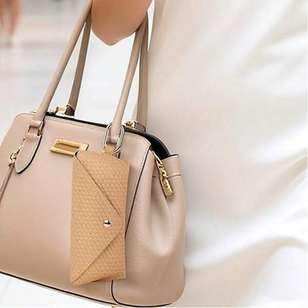 NYXIA Etui na okulary z wytrzymałej słomy PP z plecionego materiału w stylu boho, z twardą skorupą, z klipsem, z miękkim, ochronnym etui na okulary z haczykiem, dla kobiet, modne, niezbędne w podróży, akcesoria podróżne, torba podróżna, wakacje, powrót do szkoły, szkolne rzeczy, etui na okulary, okulary przeciwsłoneczne damskie