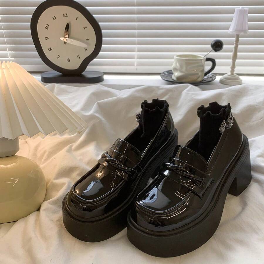 Women Loafers Shoes - 亮光黑 - 查看 1