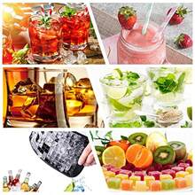 1 molde de silicona cuadrado pequeño con 160 compartimentos, con buena resistencia al frío y alta durabilidad. Moldes para cubitos de hielo, moldes para pudín, adecuados para hogares, bares y otros lugares. Fácil de usar y seguro, moldes de cubitos de hielo esenciales para el verano, el Día Nacional y la temporada escolar.