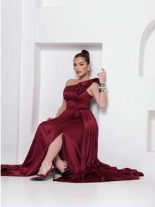 Long Dress For Bridesmaid – One Shoulder With Ruffle And Slit Elegant Simple Elegant Party Satin Side Opening Zipper Pleated Bridesmaid Civil Wedding Debutante Graduate Formal And Evening - 紅木色 - 查看 2