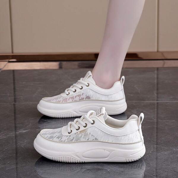 Women Cricket Shoes