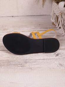 Sandálias femininas rasteiras com fivela quadrada e decoração, primavera/verão, sandálias de praia femininas