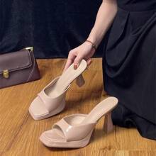 Women Heeled Sandals - 裸色 - 查看 1