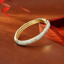1 pieza Nuevo brazalete de estilo bohemio con baño de oro, esmalte y cloisonné con diseño floral, adecuado para joyería de mujeres y niñas