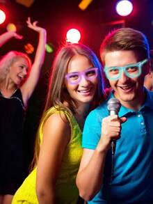 10 对活力霓虹灯派对眼镜 | 亮面暗夜型，变色 | 耐用塑料镜框，适用于酒吧、KTV、派对、影楼 | 有趣且喜庆的配饰，派对配饰 | 欢快的设计 | 发光眼镜，派对配饰 - 彩色 - 查看 4