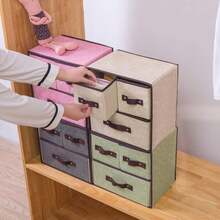 Caja Organizadora Plegable con 3 Cajones de Tela – Orden y estilo para tu hogar, Esta práctica caja organizadora está diseñada para facilitarte la vida. Consta de 3 cajones amplios, fabricados en tela resistente y ligera, perfecta para organizar tu ropa interior, calcetines, cosméticos, papelería, juguetes, artículos de oficina y mucho más.  Gracias a su diseño plegable, puedes guardarla fácilmente cuando no esté en uso, ahorrando espacio. Su estructura flexible permite colocarla en estantes, clósets, escritorios o incluso debajo de la cama. Además, sus cajones tienen asa frontal, lo que facilita abrir y cerrar sin esfuerzo. Ideal para dormitorios, baños, salas de estar, habitaciones infantiles, oficinas o cualquier rincón que necesite un toque de orden. Su acabado sobrio y elegante combina con cualquier decoración. - Gris - Ver 7