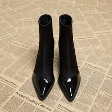 Women Ankle Boots & Booties - 黑色 - 查看 2