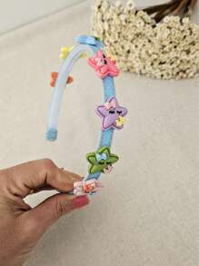 Arquinho/Tiara de cabelo com aplique de estrelas, carinhas coloridas Arco infantil alegre