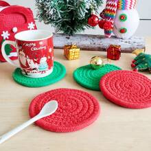 8pcs Mixed Christmas Red & Green Round Woven Drink Coasters, Handmade Thick Heat-Resistant Absorbent Coaster Set, For Christmas Table, Gifts, Home Party Decor (4.33inch/11cm Diameter)