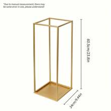 1 szt., klasyczny, geometryczny stojak na kwiaty w kolorze złotym, centralny element dekoracji ślubnej, używany na weselach, w domu i na imprezach. Kwadratowy stojak na kwiaty do eleganckiej ekspozycji kwiatów wewnątrz i na zewnątrz. Stojak na kwiaty do dekoracji domu i na imprezy z wieloma elementami.