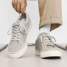 Men Skateboarding Shoes