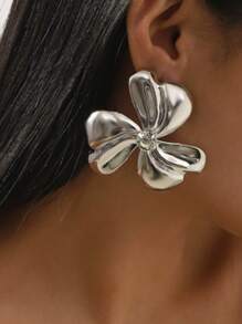 1 Paar modische, vielseitige Blumen-Ohrstecker, minimalistisches Design, neue Ohrringe-Kollektion für Frauen