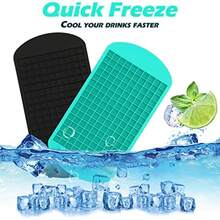 1 molde de silicona cuadrado pequeño con 160 compartimentos, con buena resistencia al frío y alta durabilidad. Moldes para cubitos de hielo, moldes para pudín, adecuados para hogares, bares y otros lugares. Fácil de usar y seguro, moldes de cubitos de hielo esenciales para el verano, el Día Nacional y la temporada escolar.