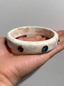 1 pieza Nuevo brazalete de resina geométrica con teñido anudado en beige, asimétrico con concha y perla, joyería llamativa y gruesa, adecuado para fiestas, vacaciones y uso diario