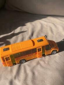 1件儿童校车玩具，男女童通用，带声光效果，适用于模拟城市游戏中的汽车和巴士模型。 - 彩色 - 查看 4