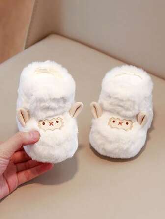 Chaussures d'hiver pour bébés en automne/hiver, chaussures pour tout-petits garçons et filles, chaussures pour bébés et tout-petits avec doublure en peluche, bottes à semelle souple antidérapante