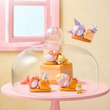 MINISO 可爱三丽鸥人物快乐烘焙系列盲盒，采用优质 PVC 制成，带有可爱的烘焙主题设计，非常适合收藏家、家居装饰和作为送给粉丝的礼物（1 个，随机发货）