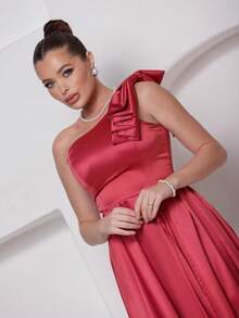 Long Dress For Bridesmaid – One Shoulder With Ruffle And Slit Elegant Simple Elegant Party Satin Side Opening Zipper Pleated Bridesmaid Civil Wedding Debutante Graduate Formal And Evening - 珊瑚粉 - 查看 3