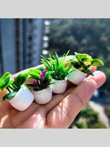 4/2PCS Mini Artificial Potted Plant,Artificial Mini Succulent Plants, Realistic Simulation Of Bonsai And Floral Greenery, Durable Resin Square Pot, Mini Garden, Versatile Ornament For Universal Holiday Decorations,Suitable For Dollhouse Decoration, Christmas Birthday Present, DIY Handicrafts, For Home Living Room, Desktop Center, Windowsill, Office Decor, Wedding Party Decoration 1pc