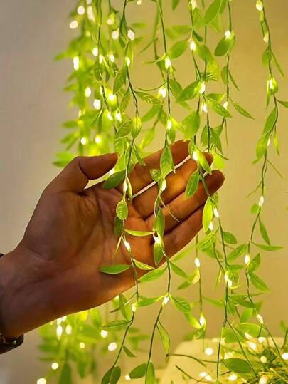 2m 20-LED Green Artificial Leaf Garland String Lights, Suitable For Gift Wrapping, New Year Gifts, Wedding Dessert Tables, Cake Decorations, Birthday Parties, Holiday Decorations (Battery Powered)