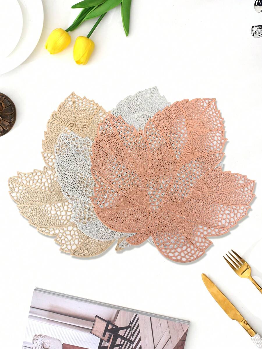 1/4/6pcs Maple Leaf Placemats, Heat Insulation Mats Suitable For Wedding Party Table Decoration, PVC Foil Placemats Minimalist And Fashionable, Coffee Machine Pads, Non-Slip Heat Insulation Coasters For Wedding Party, Holiday Celebration, Picnic, Birthday Party Table Decor