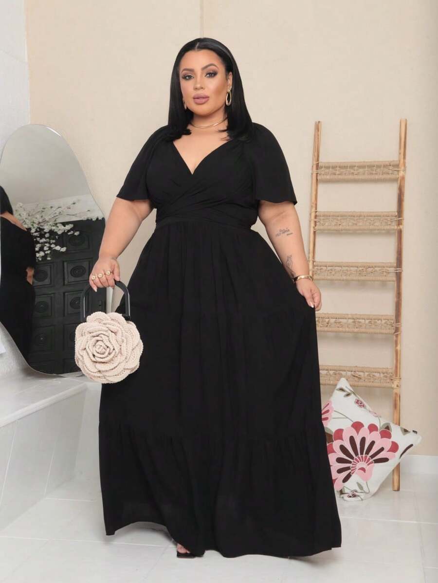 Vestido Feminino Longo Plus Size Transpassado Na Frente Moda Festa - Preto - Visão 1