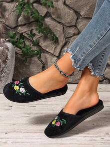Fashionable New Embroidered Slip-On Slippers, Suitable For Indoor And Outdoor Wear - Black - View 4