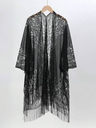 1件纯色蕾丝镂空流苏披肩围巾，女士百搭连衣裙