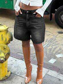 水洗牛仔短裤 Y2K 街头复古斜口袋猫须阔腿百慕大牛仔裤日常休闲舒适夏季度假短裤女款 - 黑色 - 查看 4