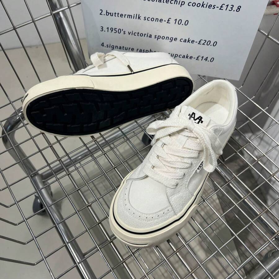 Men Skateboarding Shoes