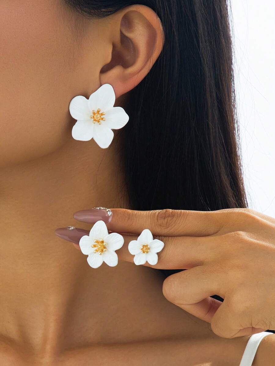 3 Cặp bông tai đính 5 cánh hoa màu trắng tinh tế, lãng mạn, thanh lịch dành cho nữ, có thể kết hợp và tạo kiểu thoải mái - trắng - Xem 1