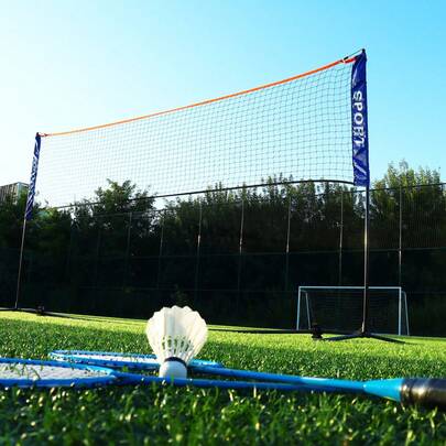 Red de bádminton/voleibol profesional portátil y estándar | Equipo deportivo duradero, equipo deportivo para exteriores, diseño deportivo clásico, red deportiva estable, estructura resistente, marco negro con acentos azules, adecuado para el hogar, la playa, la práctica en la cancha (excluyendo el soporte)