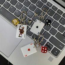 Poker God Of Gamblers Multi-Element 1 Piece Women's License Plate Pendant Keychain Accessory, Star-Shaped Pendant Style, Suitable For Bag Hanging, Car Hanging, Valentine's Day Gift, New Year Gift Bag Pendant Keychain Waist Hanging Ornament - 紅色 - 查看 9