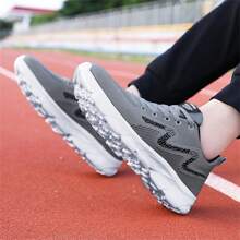 Zapatillas deportivas casuales para hombres de talla grande, zapatillas de correr de malla de moda, transpirables y duraderas, precio especial al por mayor