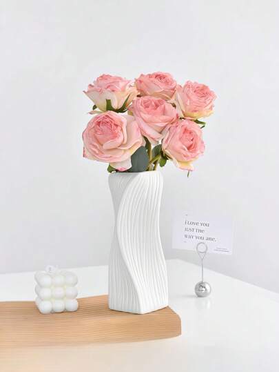 1 Vase spiralé en céramique imitation, vase de décoration de fleurs séchées, vase créatif moderne, contenant/pot de fleurs artificielles, convient pour les fleurs fraîches en pot, les fleurs séchées et les compositions florales, accessoire parfait pour les mariages, les fêtes, les bureaux et les bureaux d'ordinateur. Style nordique simple, convient pour le salon, la table à manger, la chambre, le bureau et d'autres scénarios de décoration, le premier choix pour les cadeaux