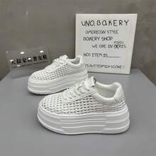 Women Wedges & Flatform - 米色 - 查看 5