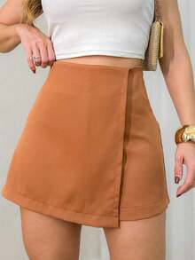 Basics Tailored Skirt Shorts With Invisible Side Zipper Inspired By The Zr Fashion Blogger Brand - Unta - View 3