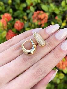 Brinco Argola Gota Click Banhado a Ouro 18k