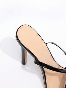 女士方头纯色漆皮交叉踝带细高跟凉鞋，优雅时尚派对正装鞋，黑色 - 黑色 - 查看 11