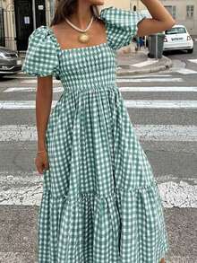 2026新款春夏初秋女式格子优雅波西米亚休闲连衣裙，水绿色，荷叶边褶皱下摆，适合户外约会、度假、情人节、新年等场合，也可作为格子裙、优雅派对连衣裙、音乐会连衣裙、方格连衣裙、绿色连衣裙、端庄女装、街头风女装、休闲夏装、秋季女装、返校季服装穿着。 - 淺綠色 - 查看 2