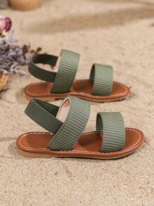 Ein Paar Kinder Olivgrüne Elastikband Sandalen, mit einem einfachen Design, geeignet für Sommerstrand, tägliche Lässig, Treffen mit Freunden, Ausflüge und andere Szenarien - Grün - Übersicht 5